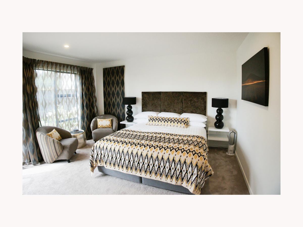 Alpine Suites On Tekapo Luxury B&B Lake Tekapo Exterior photo